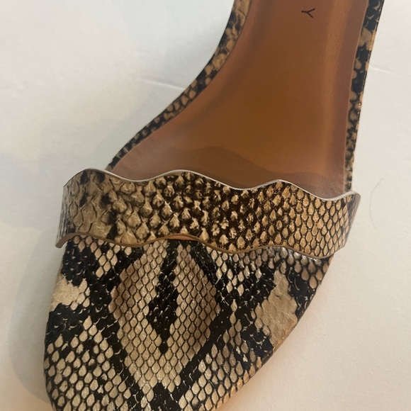 NIB Snake skin pattern heels - Picture 9 of 10